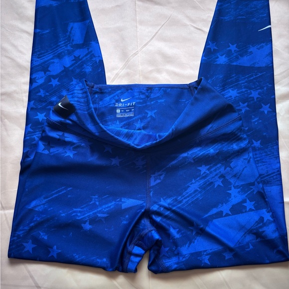 Nike Women's Blue Star Pattern Jeggings - Picture 3 of 5